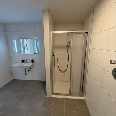 Modernes Apartment Duisburg-Mitte mit Balkon Exterior foto