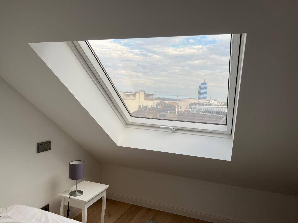Modernes Duisburg-mitte Mit Balkon * Duisburg